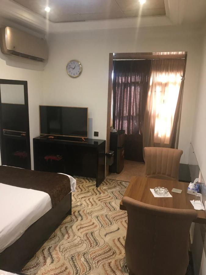 Castle Hotel Basra Exterior foto